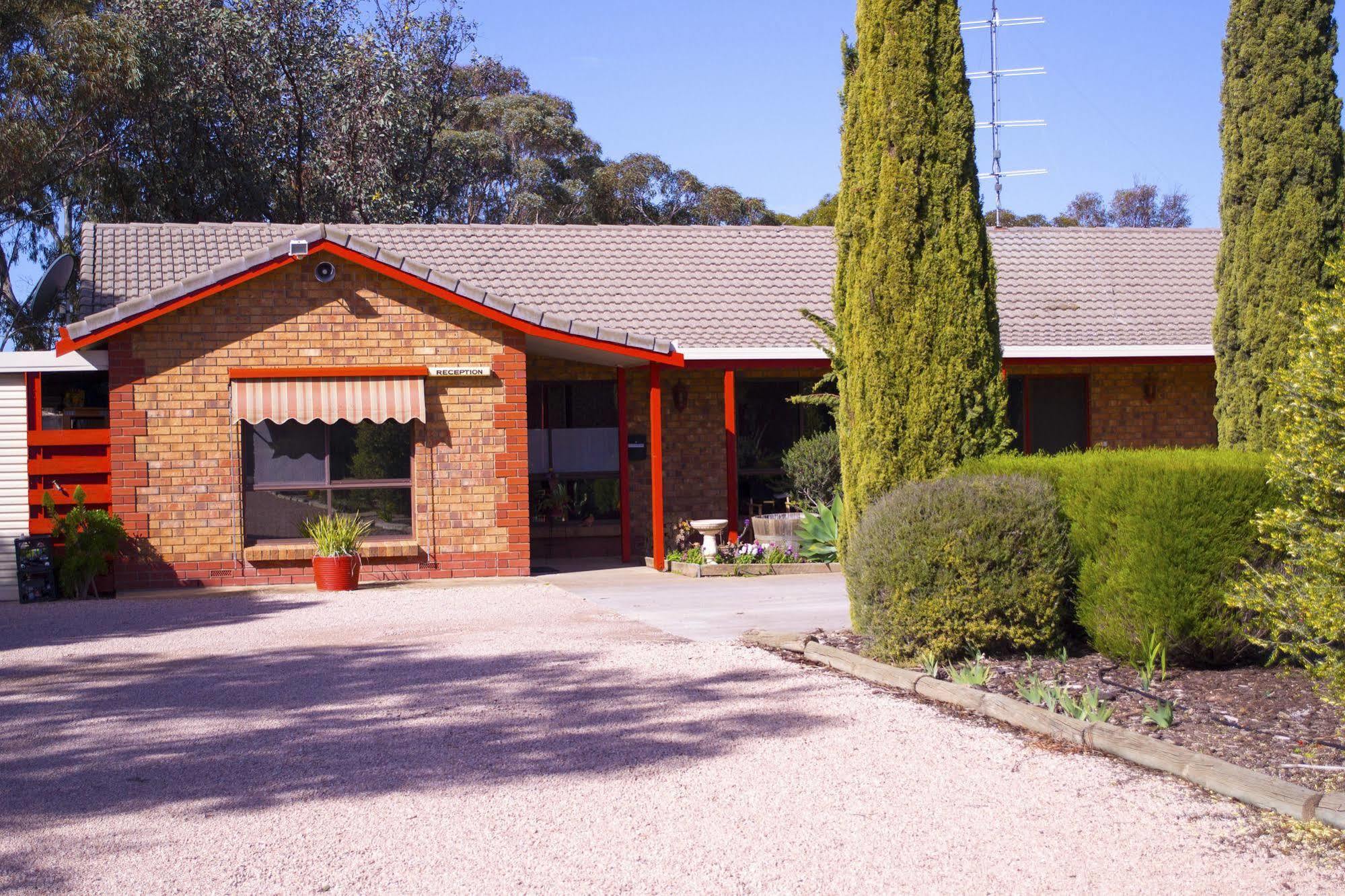 Kadina Gateway Motor Inn Kültér fotó