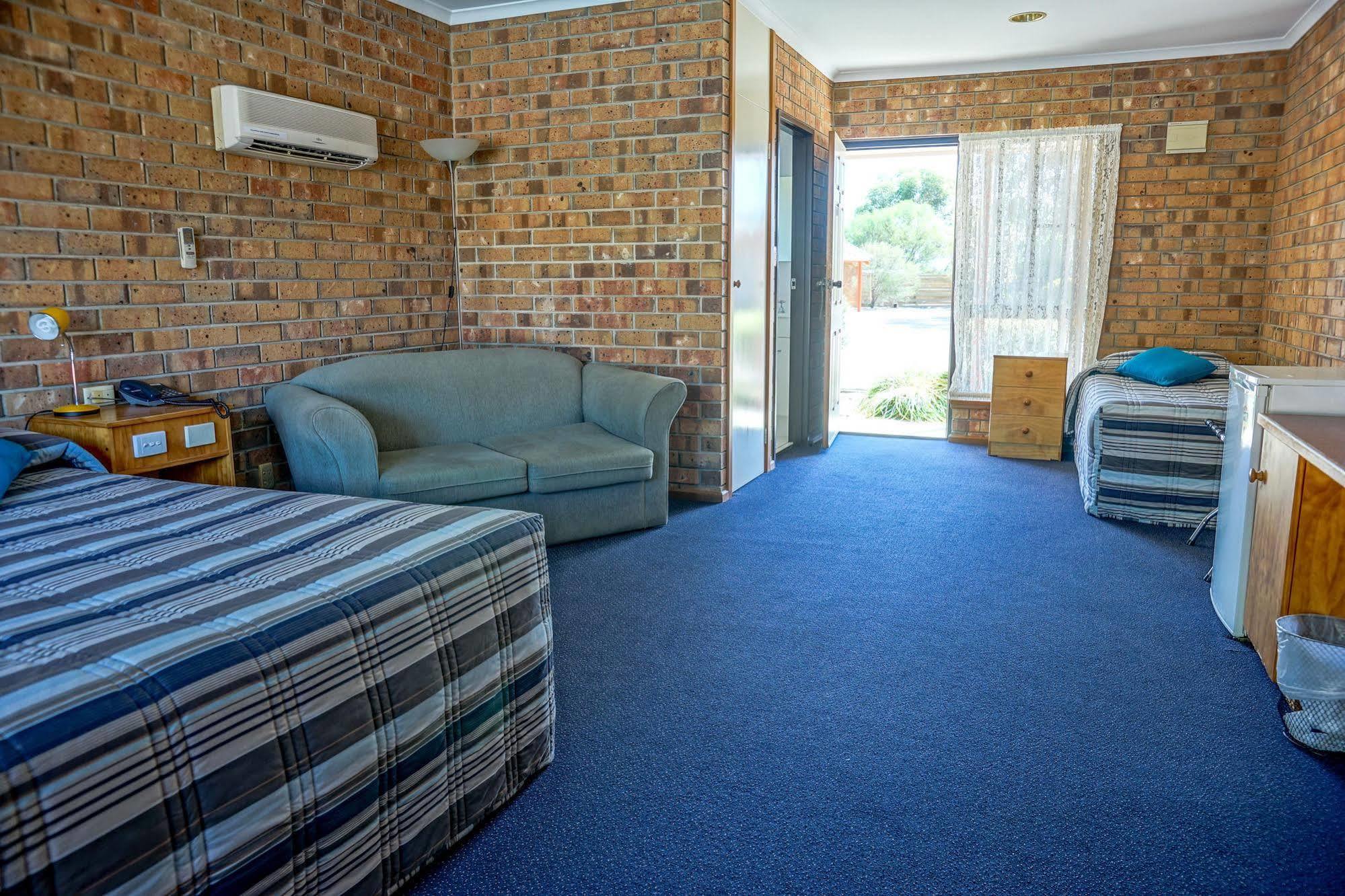 Kadina Gateway Motor Inn Kültér fotó